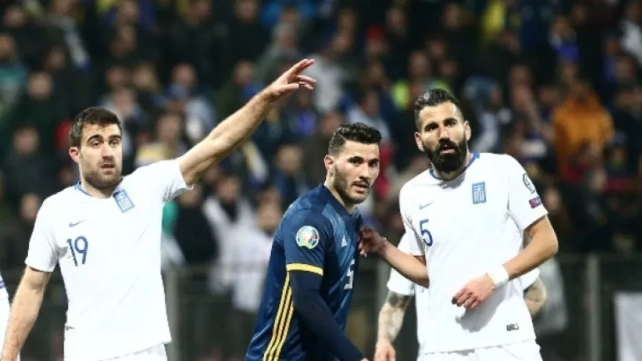 Ο Ολυμπιακός ξαναχτίζει ελληνική άμυνα