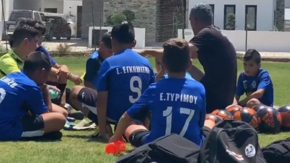 "Μια ομάδα... δεν σταματάμε ποτέ"