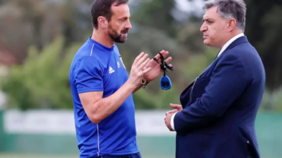 Μάντζιος στους παίκτες του Άρη: «Τη νέα χρονιά υπάρχουν μεγαλύτερες απαιτήσεις»