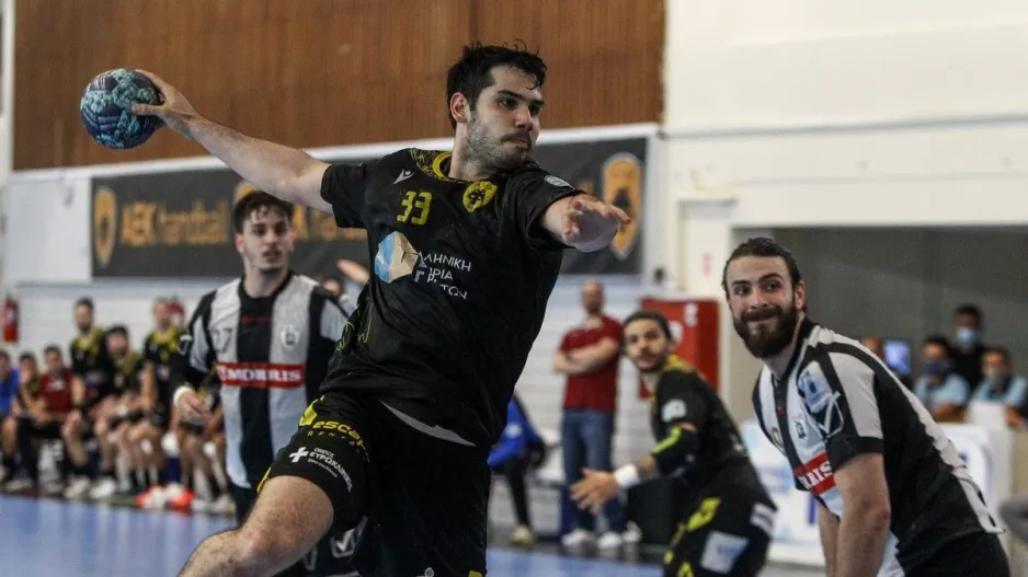 Η ΑΕΚ νίκησε τον ΠΑΟΚ στην πρεμιέρα των play offs