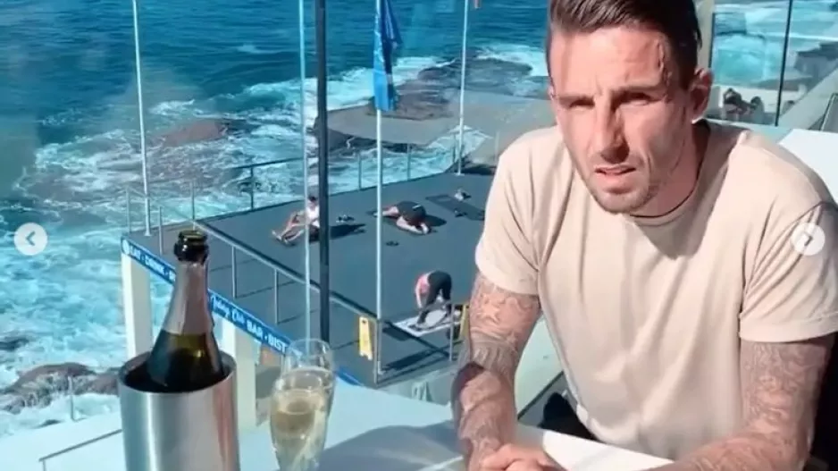 Κρασάκι με θέα ο Ματ (βίντεο)
