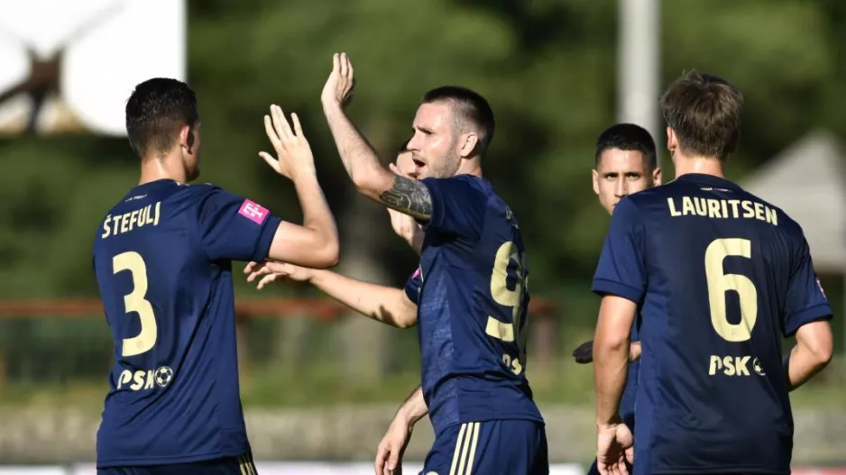4/4 η Zagreb-Με 32 στην προετοιμασία!