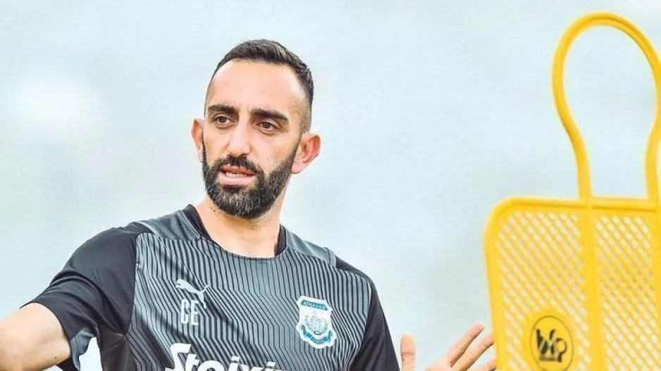 "Θωρακίζει" τον Απόλλωνα