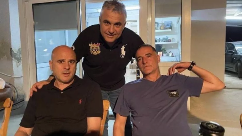 Στο ίδιο τραπέζι Τιμούρ και Μαλέκος (φώτος)