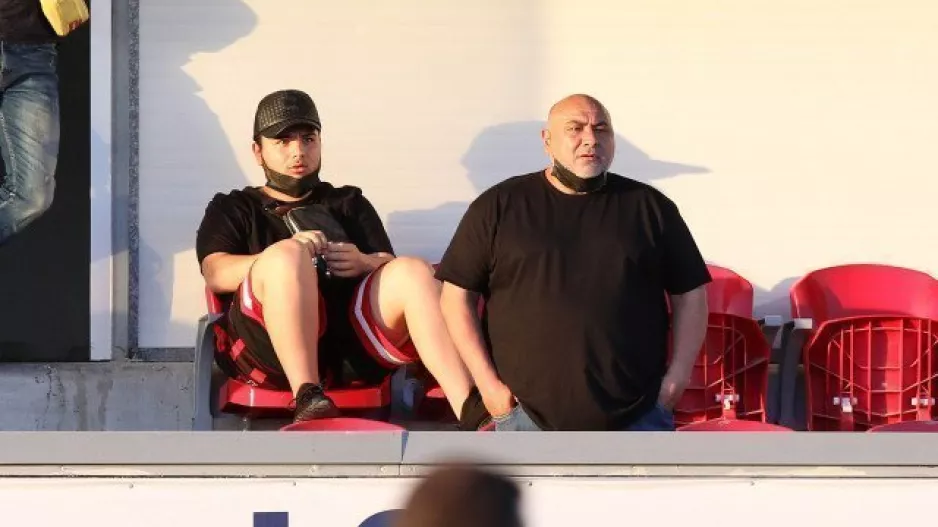 Λούκας/συνέλευση
