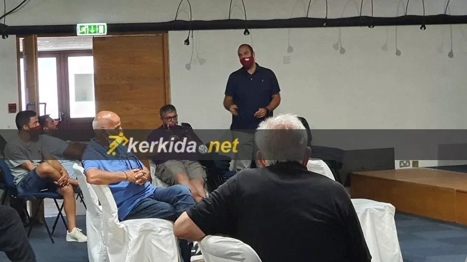 Όλα όσα ειπώθηκαν στην Έκτακτη Γενική Συνέλευση (φώτος)