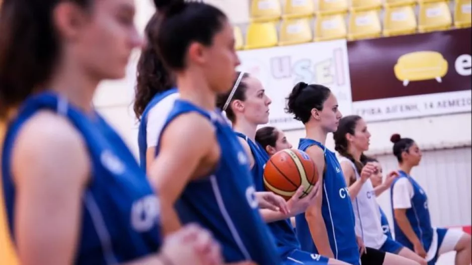 Προετοιμασία με προβλήματα για την Εθνική Γυναικών