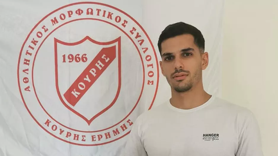 Ανανέωσε με Αλέξανδρο Μιχαήλ
