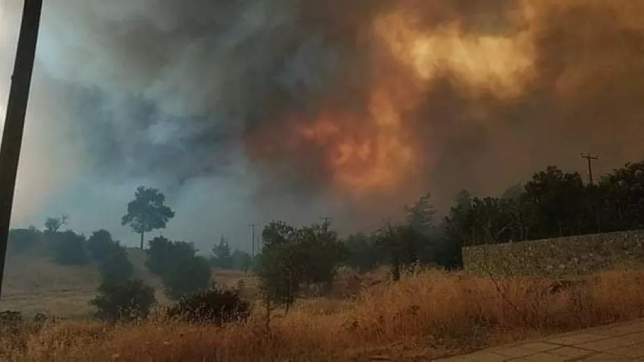 Εκκενώθηκαν όλα τα χωριά της περιοχής!