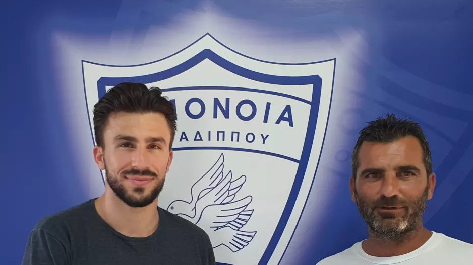 Συμφώνησε με Λευτέρη Αλαμπρίτη