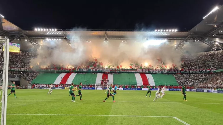 Φοβερή εικόνα (Legia Warszawa - Flora Tallinn) 