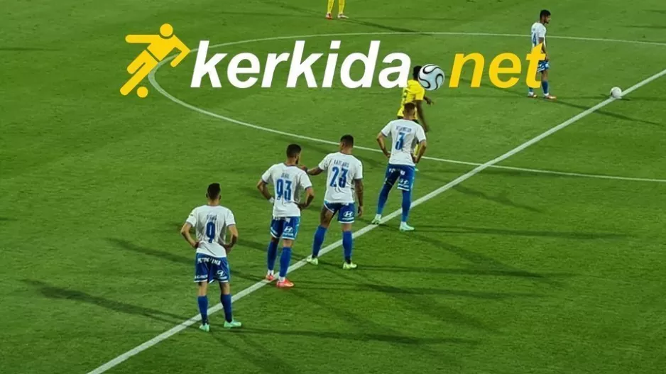 Η φουλ επιθετική διάταξη του Απόλλωνα στην σέντρα!