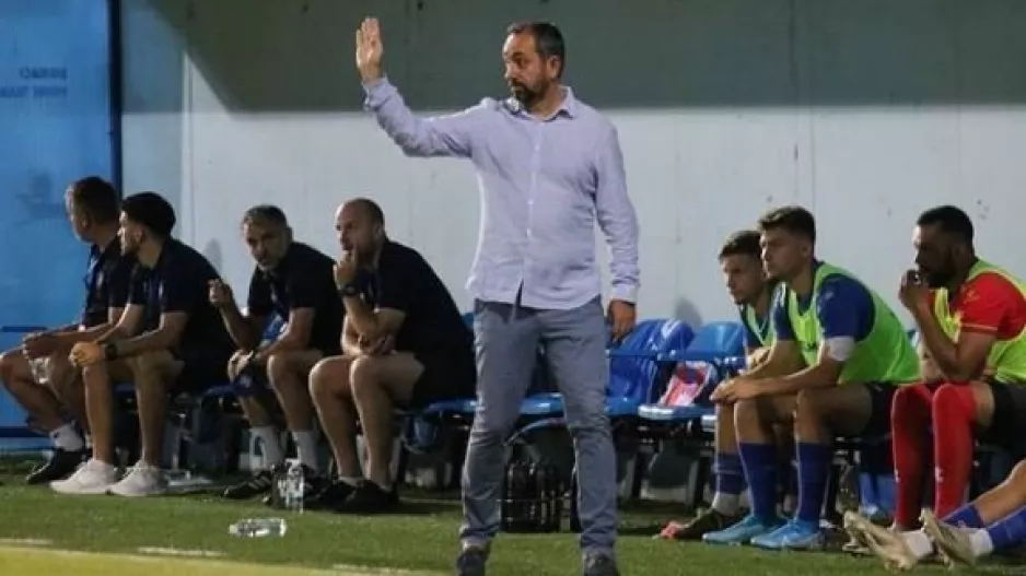 (Ενδιαφέρει ΑΕΛ) "Συγγνώμη που δεχθήκαμε γκολ, αλλά... "