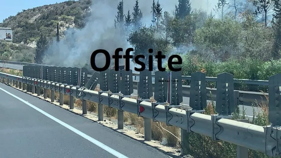 Έκλεισε λόγω φωτιάς ο αυτοκινητόδρομος Λ/σιας - Λ/σου