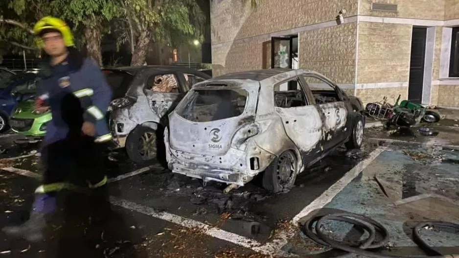 Tέσσερις συλλήψεις για την επίθεση στο συγκρότημα ΔΙΑΣ