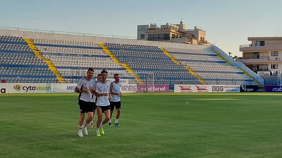 Εκτός φιλικού ο Ντένις Πόποβιτς