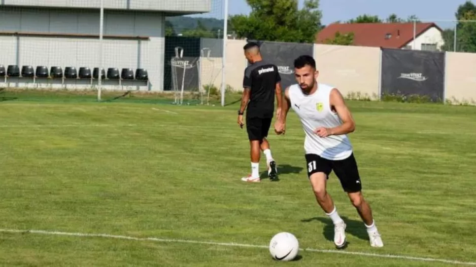 Πρώτη για Μάμα