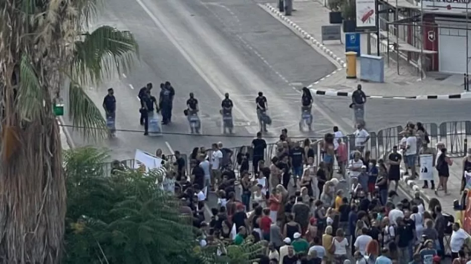 Ολοκληρώθηκε η νέα διαμαρτυρία έξω από το Υπ. Δικαιοσύνης