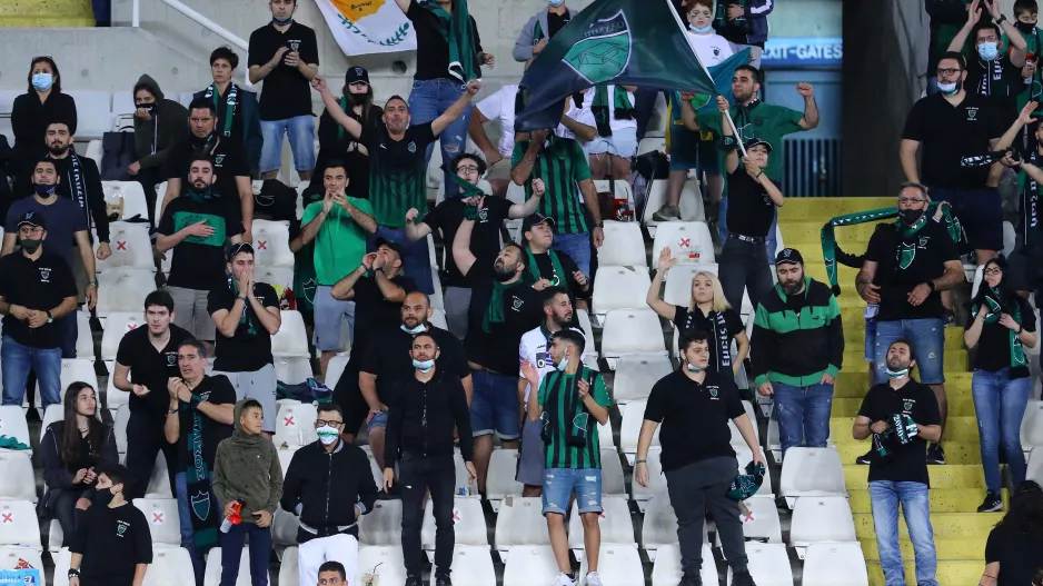 Προς Ολυμπιακούς