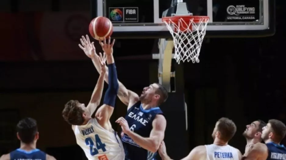 Χωρίς την "επίσημη αγαπημένη"