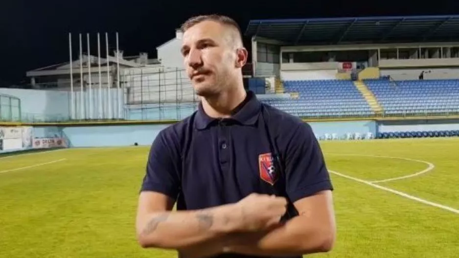 Αρχηγός Βλάζνια: "Φαβορί στα χαρτιά η ΑΕΛ/Θα πρέπει να είναι προετοιμασμένοι για την ρεβάνς"