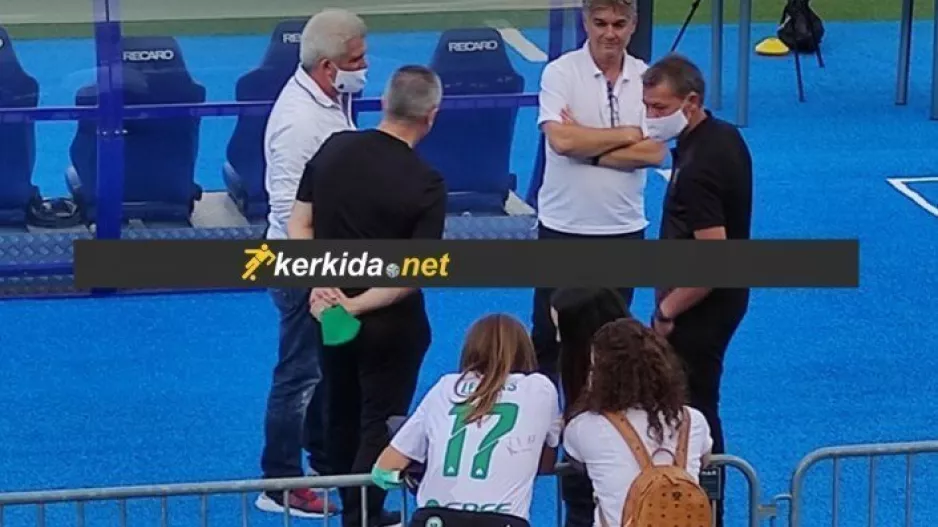 ΦΩΤΟ / ​​​​​​​Μίτινγκ μέσα στο Μάξιμιρ 