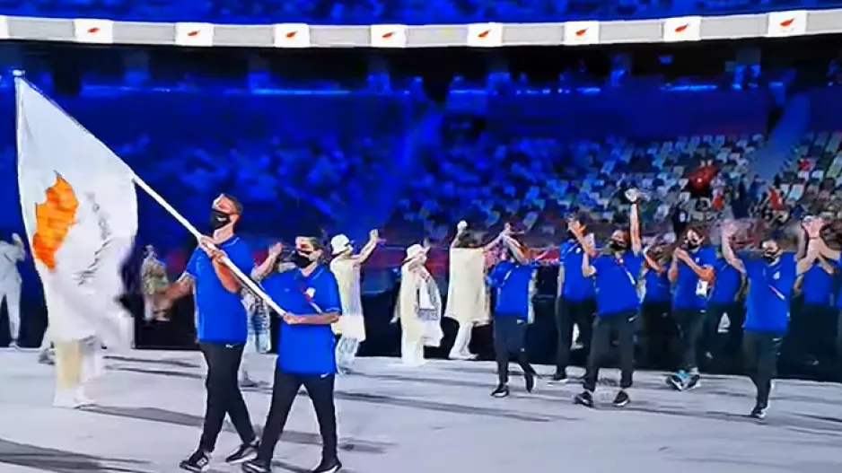 Ο σημαιοφόρος μας! 