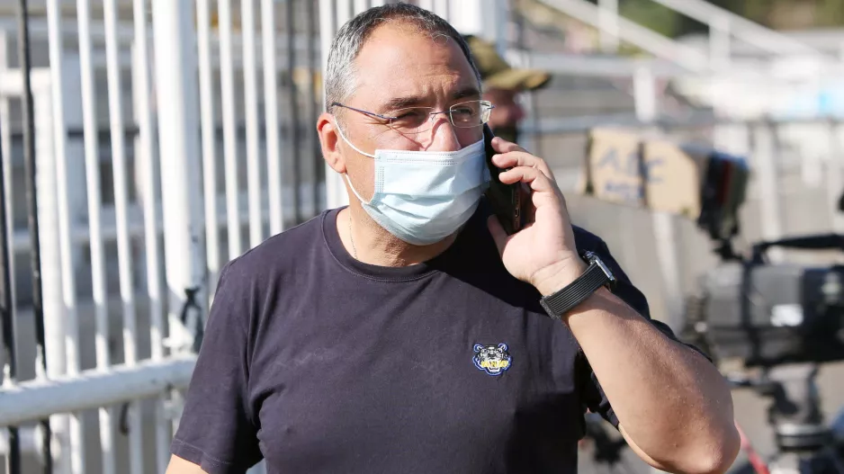 Ξέσπασε ο Κλεάνθης/"Αλήτες, τιποτένια ανθρωπάκια"