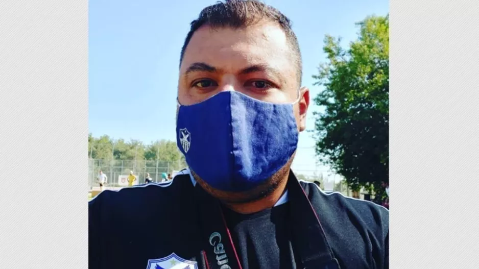Με μέτρα και... χαμόγελο ο Δημήτρης