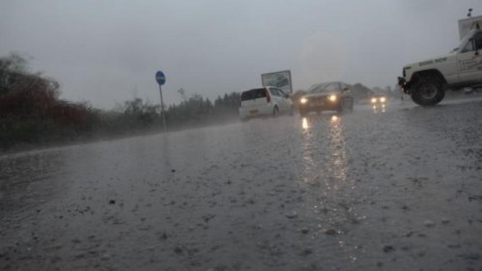 Σφοδρή βροχόπτωση στη Λευκωσία