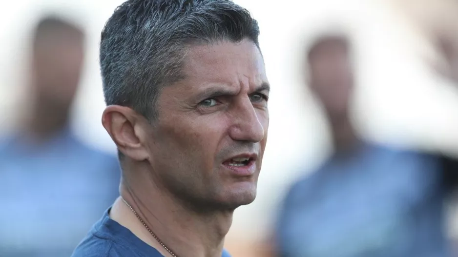Λουτσέσκου: "Για αυτό επιμείναμε σε Ολιβέιρα, περιμένω απαντήσεις από τον Καγκάβα"