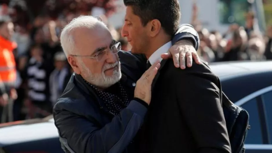 Μήνυμα Ιβάν: «Ενωμένοι σαν γροθιά γύρω από τον Λουτσέσκου, καμία ευκαιρία χαμένη»
