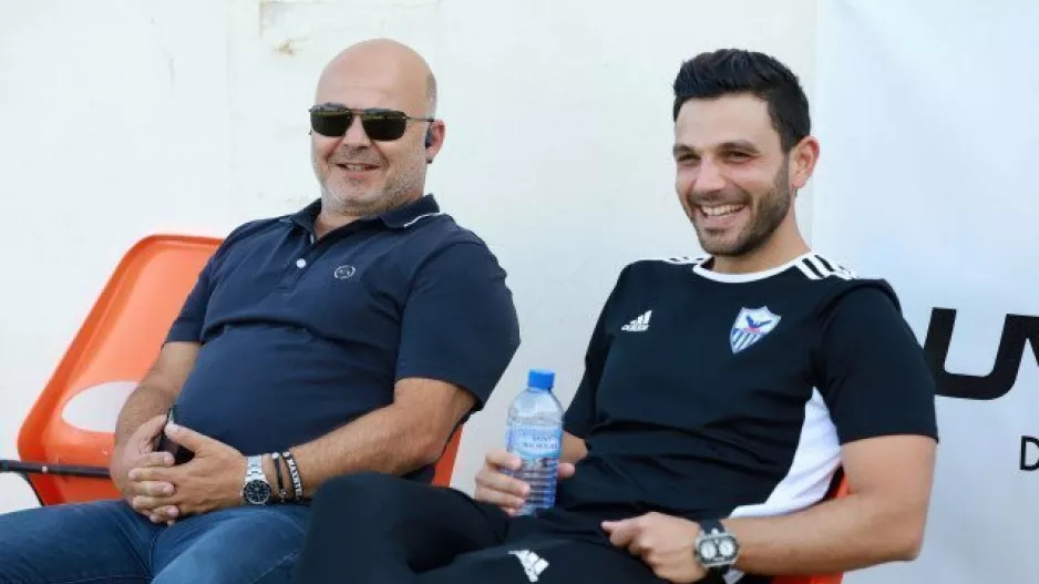 Χαμόγελα/ΑΝΟ