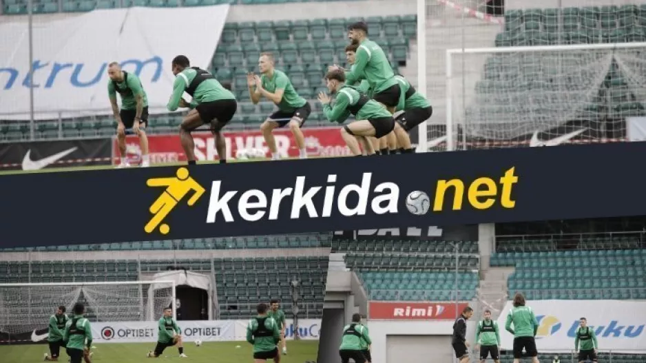 ΦΩΤΟΣ Kerkida - Η τελευταία της Ομόνοιας πριν την Φλόρα 