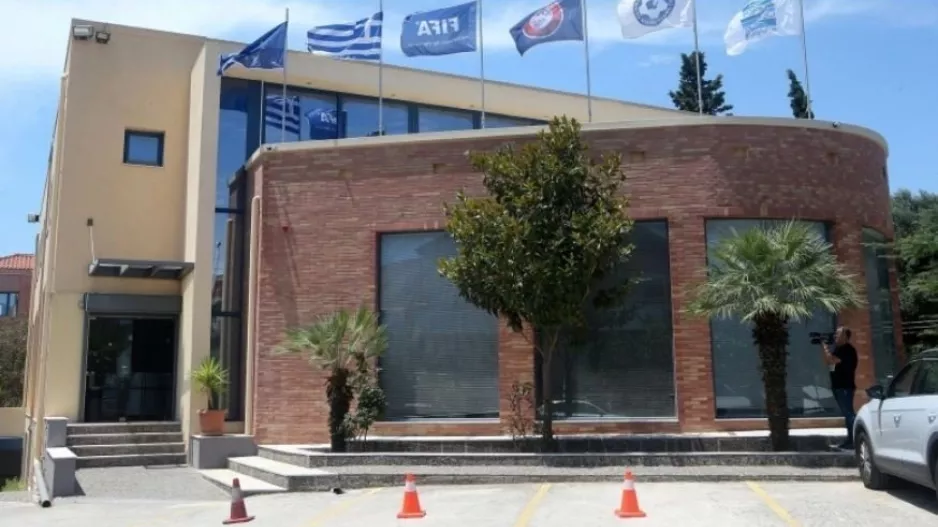 Super League/Ένδειξη αναβολής της πρεμιέρας