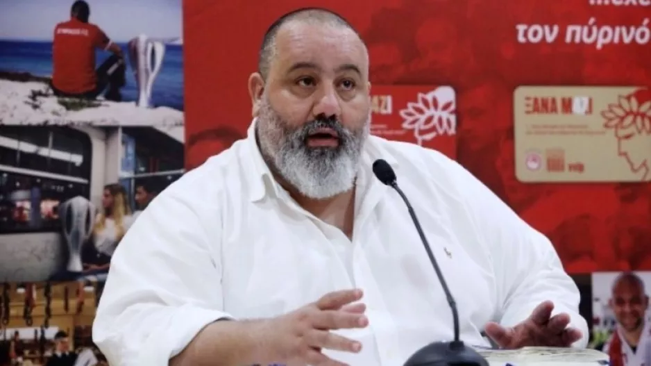 «Ομάδα που δεν κόβει 1.200 εισιτήρια να μην παίζει στη Super League»