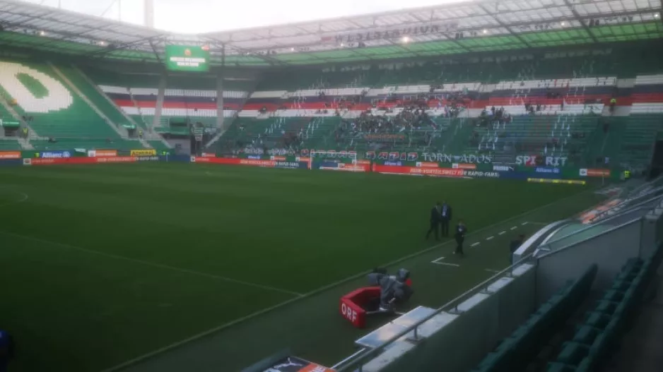 Πρώτα πλάνα από το Weststadion (φώτος/βίντεο)