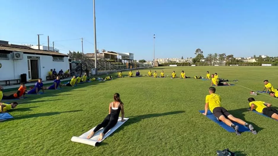 Πρωινή προπόνηση με μάθημα yoga (φώτος)