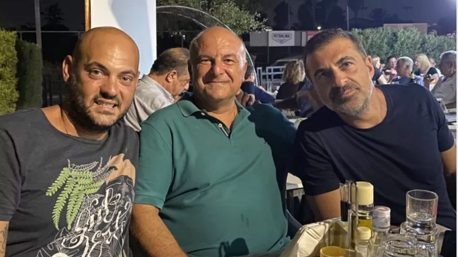 Έξοδος για ισχυρή... τριάδα