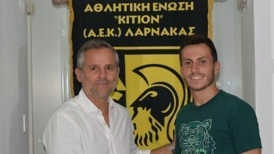 Εδωσαν τα χέρια Ρόκα - Εσπινόσα