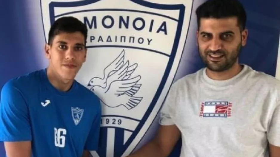 Ανακοίνωσε Κουμπαρή - Ευχαριστίες στην Ανόρθωση