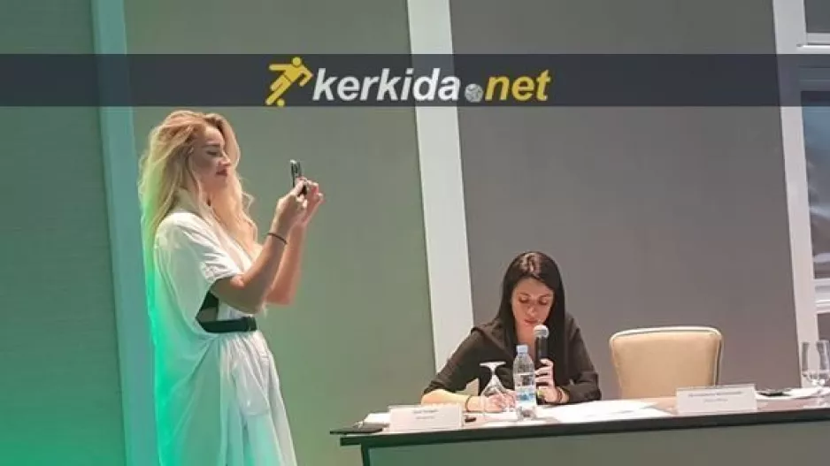 Βαλέρια/Ελένη (Άρης)