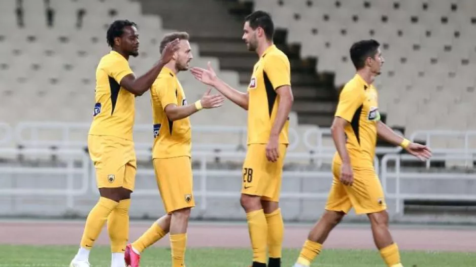 Ανοιχτή η πόρτα για 4+2