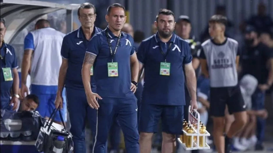 ΠΑΡΑΙΤΗΣΗ...
