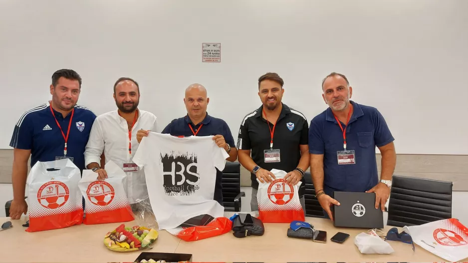 Υποδοχή με δώρα στην Ανόρθωση