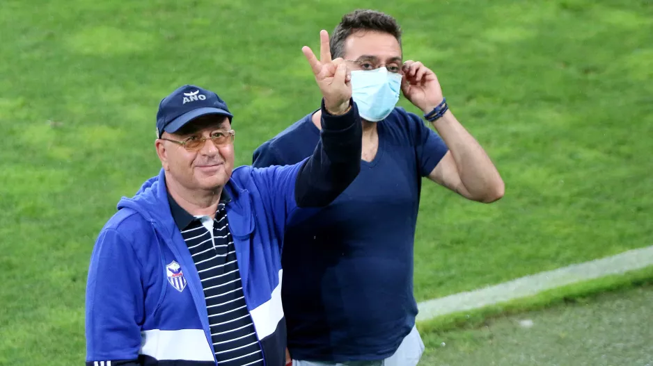 Έδωσε το... σύνθημα ο Πουλλαίδης
