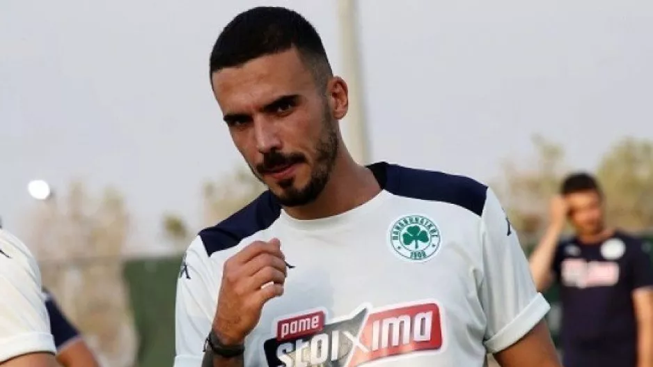 Όλο κι ανεβαίνει ο Κουρμπέλης