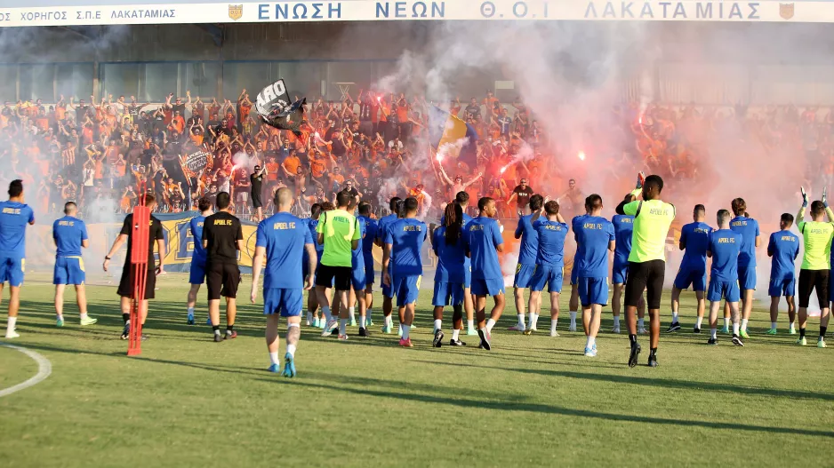 "ΑΠΟΕΛ είναι ο κόσμος του" (ΒΙΝΤΕΟ από την ανοικτή)