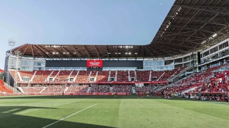 Δεν γεμίζει με Ομόνοια/Εξέλιξη στην Royal Antwerp