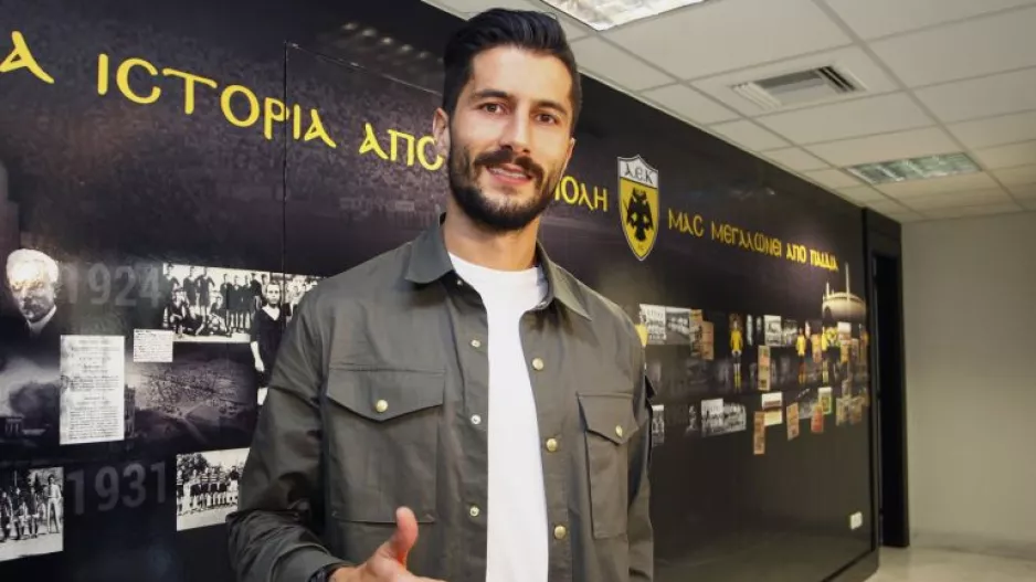 ΑΕΚ: Γκάζια και από τον Κονέ στους παίκτες
